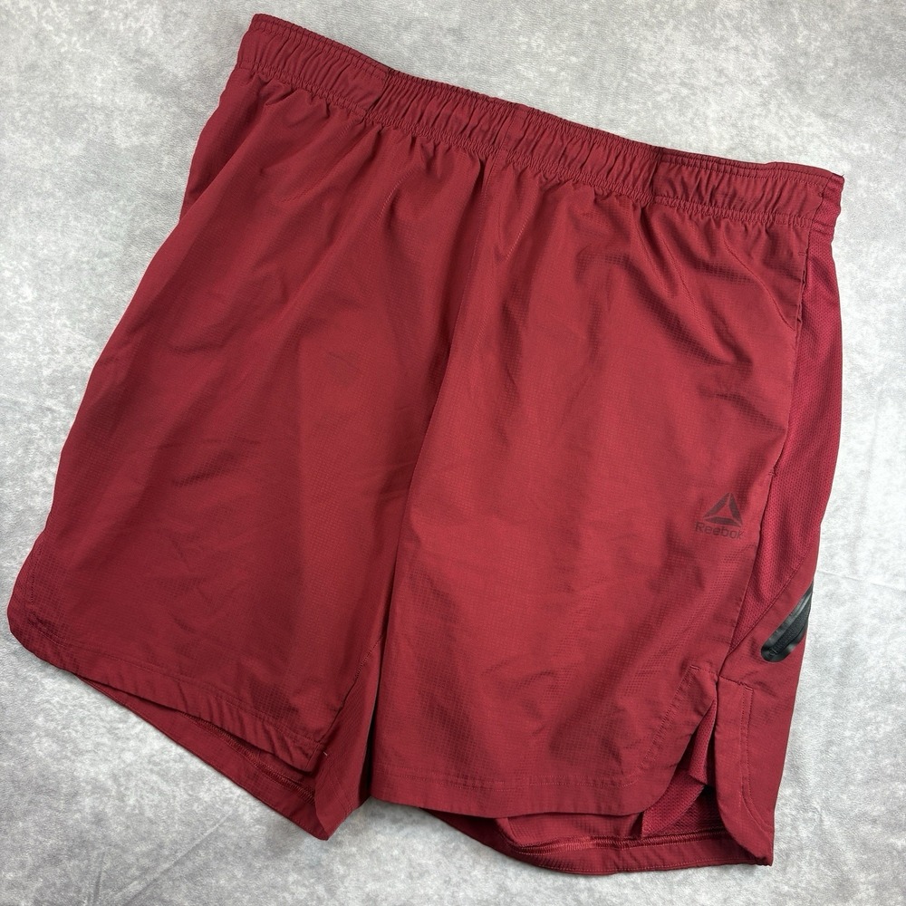 Reebok Shorts Mens 3XL Red Black Workout Zip Pocket Active Wear